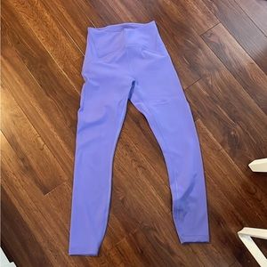 Lululemon violet instill high rise tight 25” length

Size 4